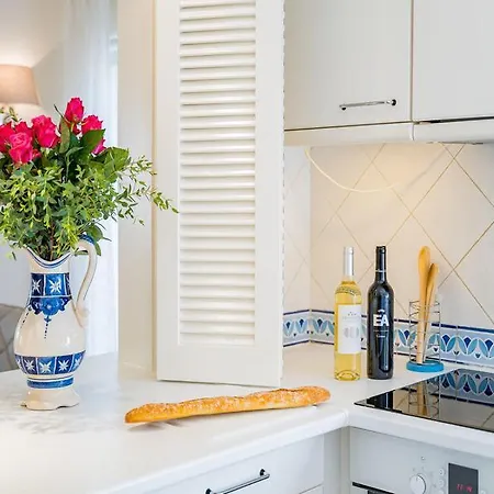 Sleeps 4 With Pool Air Con And Wifi Διαμέρισμα