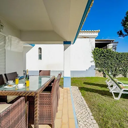 Διαμέρισμα Sleeps 4 With Pool Air Con And Wifi Quinta do Lago