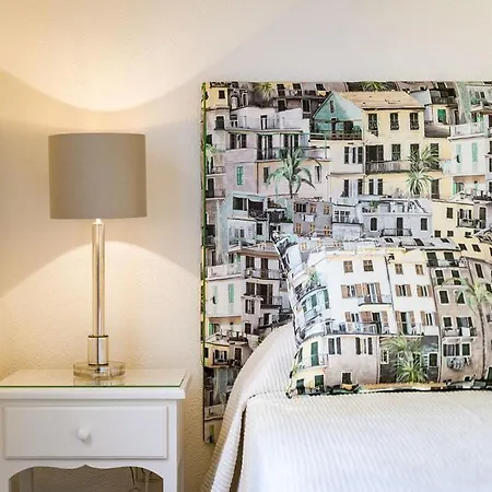 Apartamento Sleeps 4 With Pool Air Con And Wifi *